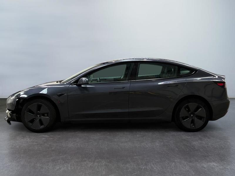 Tesla Model 3 Autonomie Standard Plus Rwd