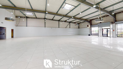 Local commercial - 472 m²