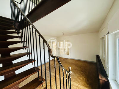 Maison - 163 m² - 6 pièces