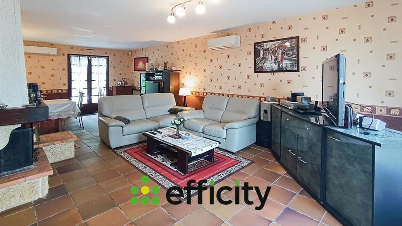 Maison - 90 m² - 5 pièces