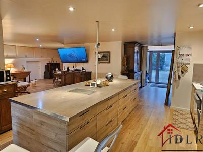 Maison - 151 m² - 5 pièces