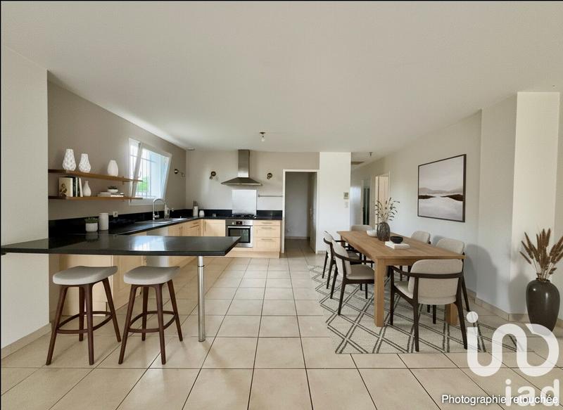 Maison - 140 m² - 4 pièces