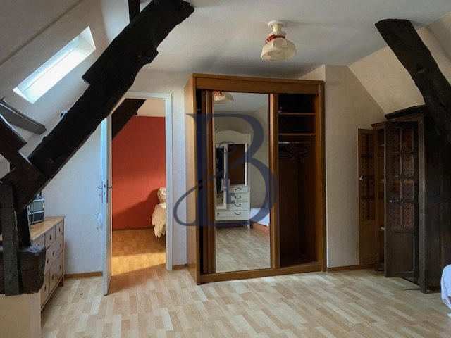 Maison - 101 m² - 5 pièces