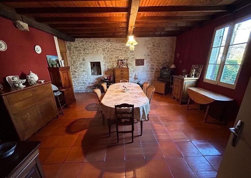 Maison - 261 m² - 7 pièces