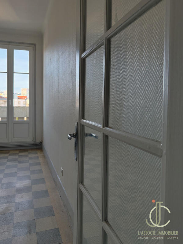 Appartement - 56 m² - 2 pièces