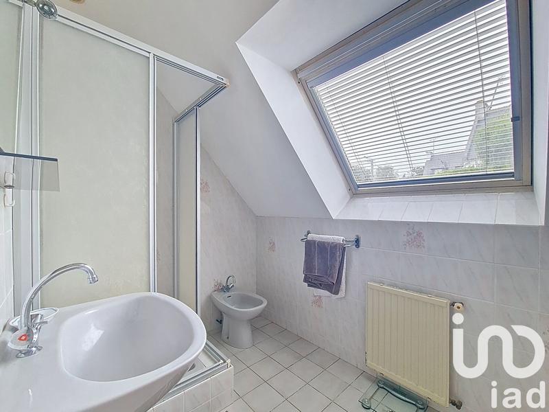 Maison - 140 m² - 8 pièces