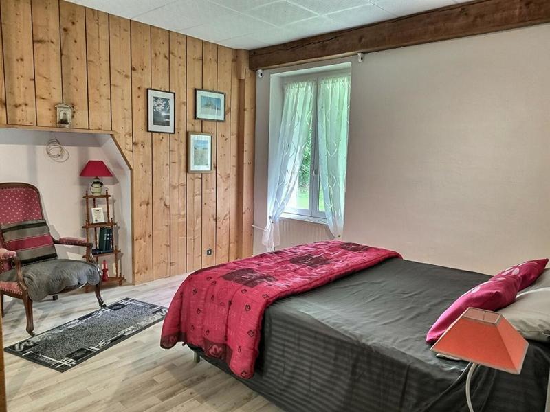 Maison - 175 m² - 8 pièces