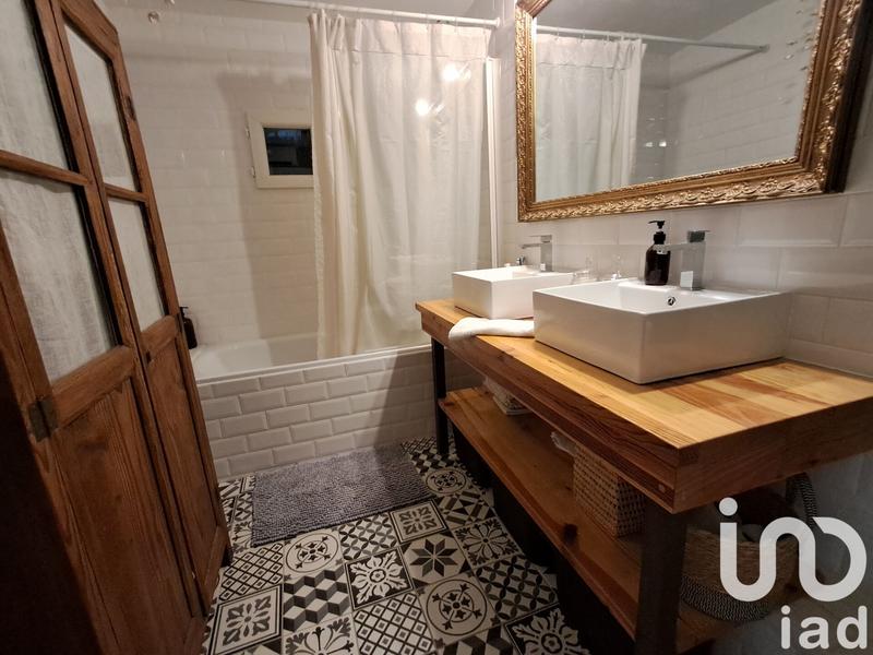 Maison de village - 181 m² - 7 pièces