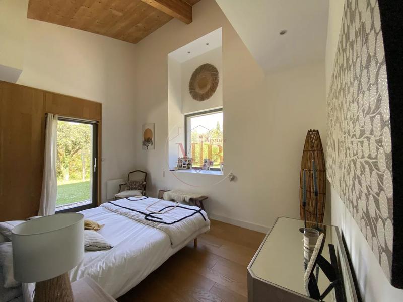 Villa - 160 m² - 7 pièces