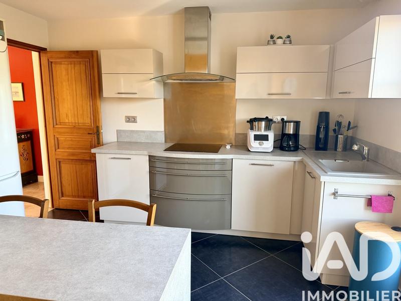 Maison - 171 m² - 8 pièces