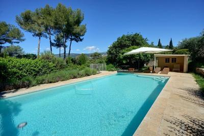 Mas - 360 m² - 11 pièces