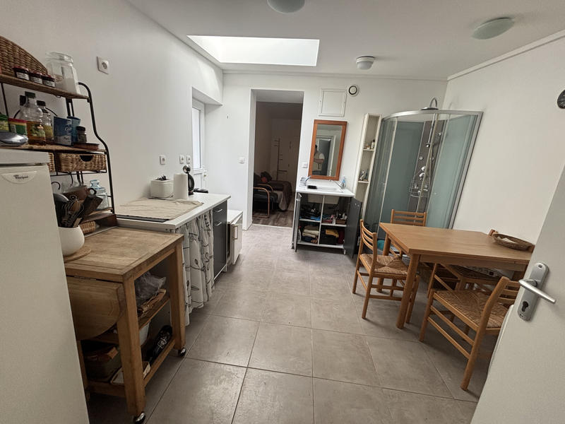 Local commercial - 143 m²