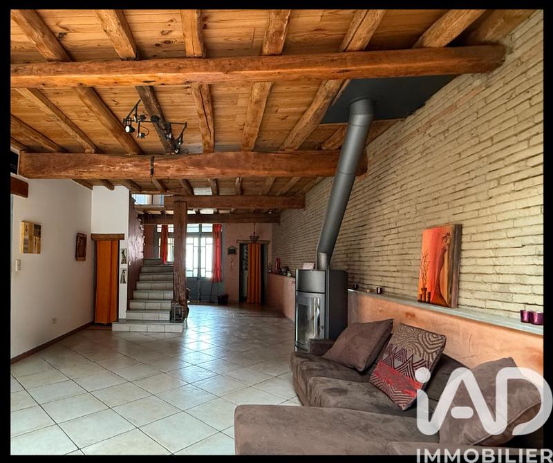 Maison - 196 m² - 5 pièces