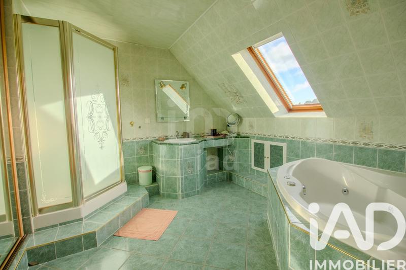 Maison - 165 m² - 7 pièces