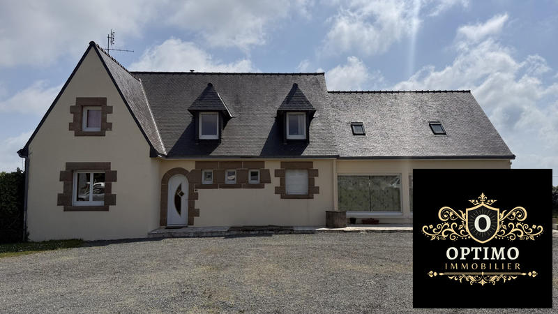 Maison - 210 m² - 8 pièces