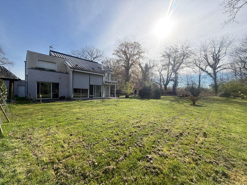 Maison - 170 m² - 6 pièces