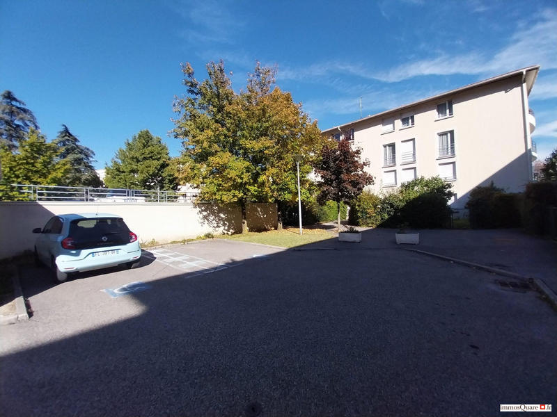 Appartement - 82 m² - 4 pièces