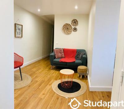 Chambre - 12 m² - 1 pièce