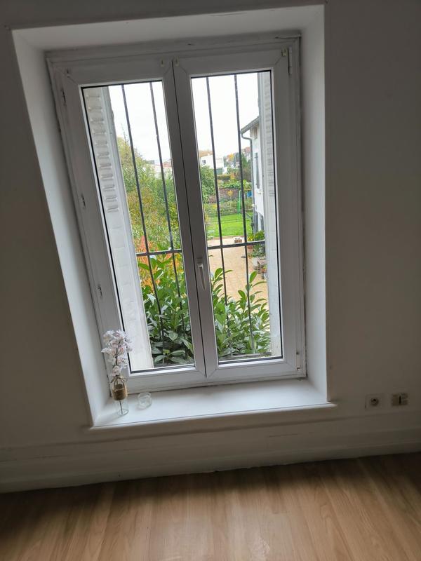 Maison - 230 m² - 10 pièces