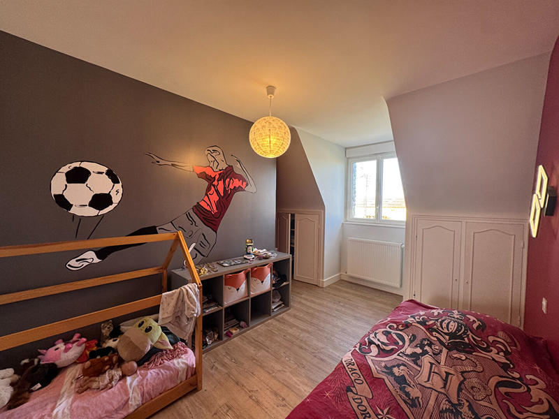 Maison - 187 m² - 7 pièces