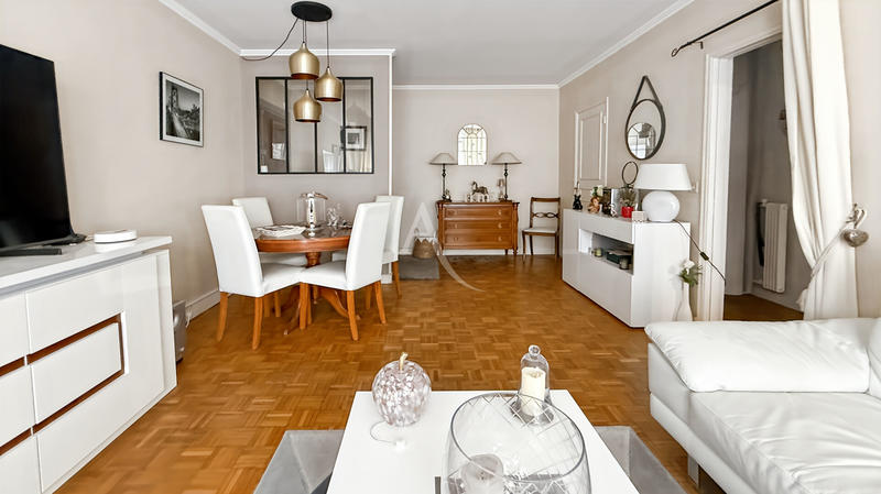 Appartement - 70 m² - 3 pièces