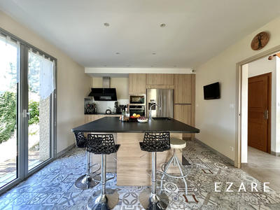 Maison - 190 m² - 6 pièces