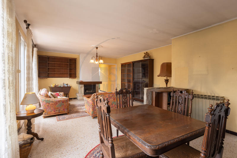 Maison - 147 m² - 6 pièces