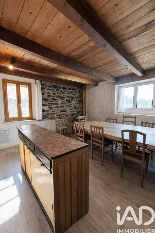 Châlet - 188 m² - 7 pièces