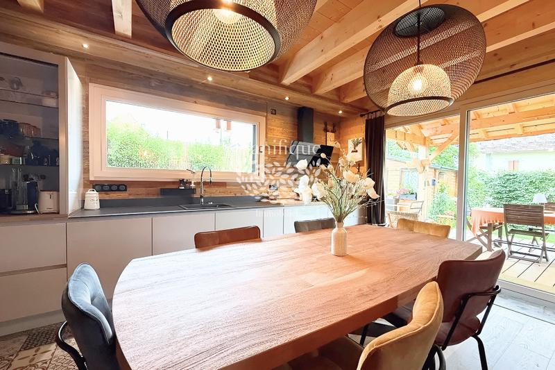 Maison - 113 m² - 5 pièces