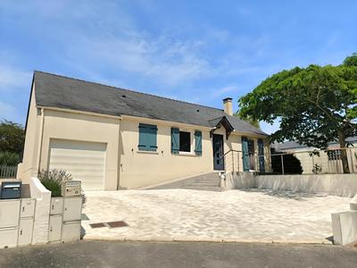 Maison traditionnelle - 141 m² - 5 pièces