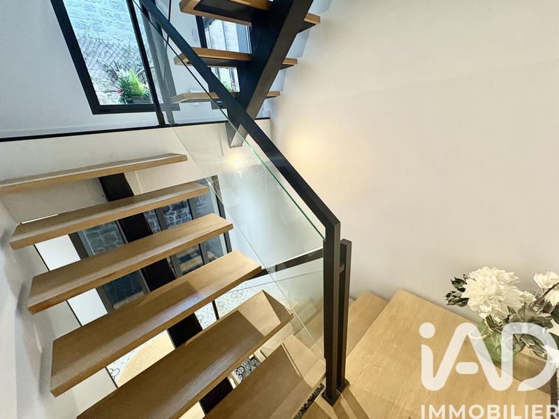 Maison - 190 m² - 6 pièces