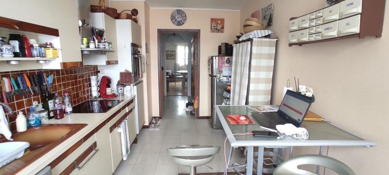 Appartement - 100 m² - 5 pièces