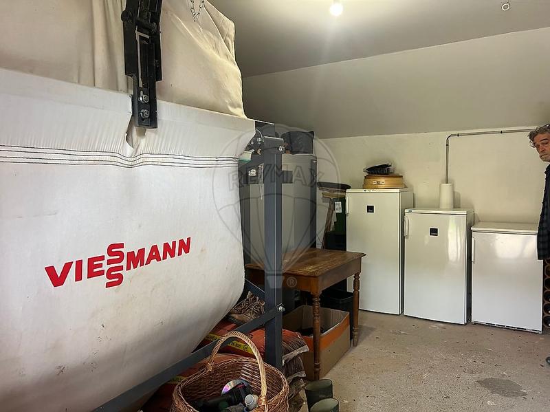 Demeure - 166 m² - 5 pièces