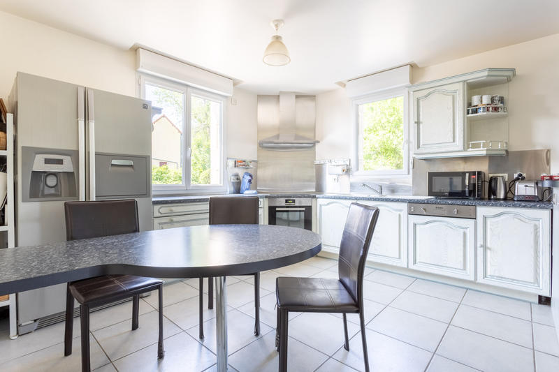 Maison - 200 m² - 5 pièces