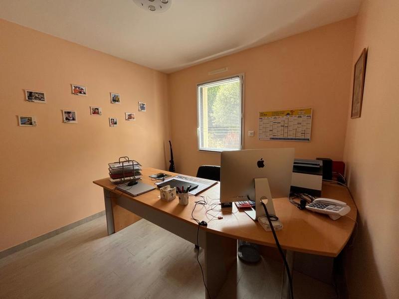 Maison - 198 m² - 7 pièces