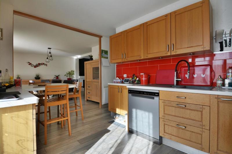 Maison - 122 m² - 6 pièces