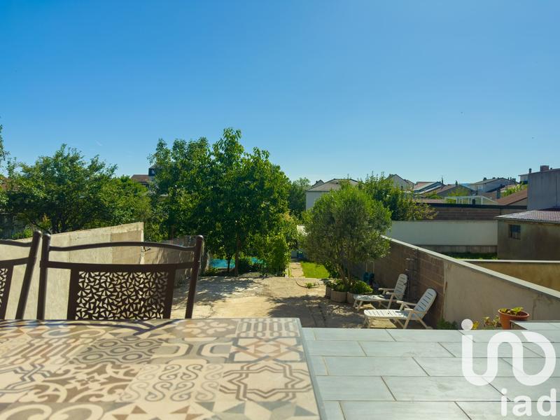 Maison - 147 m² - 8 pièces