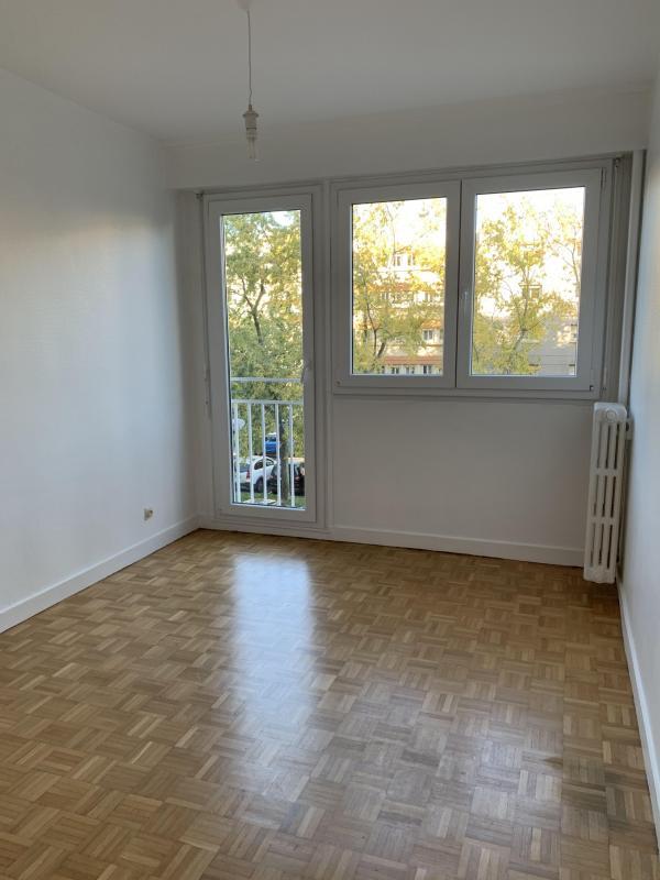 Appartement - 93 m² - 5 pièces