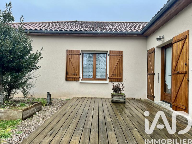 Maison - 280 m² - 6 pièces