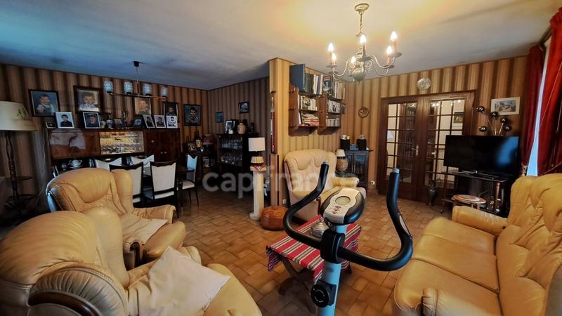 Pavillon - 102 m² - 7 pièces