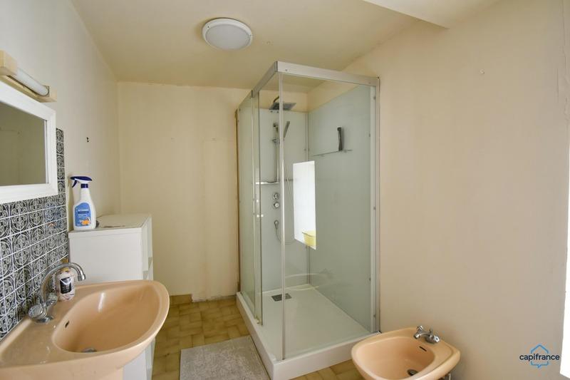 Maison - 264 m² - 11 pièces