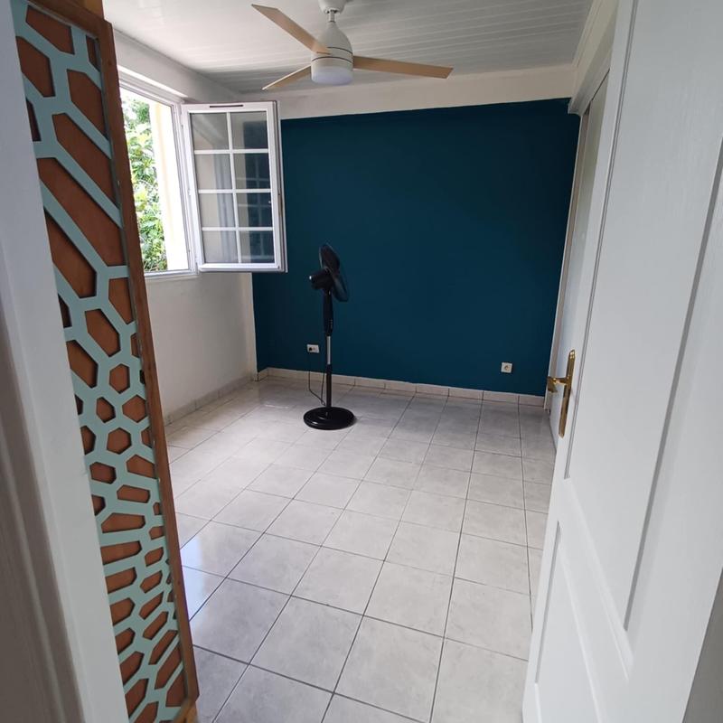 Maison - 250 m² - 8 pièces