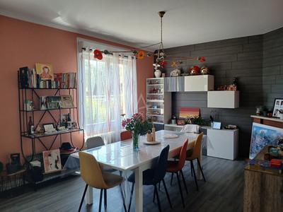 Maison - 146 m² - 8 pièces