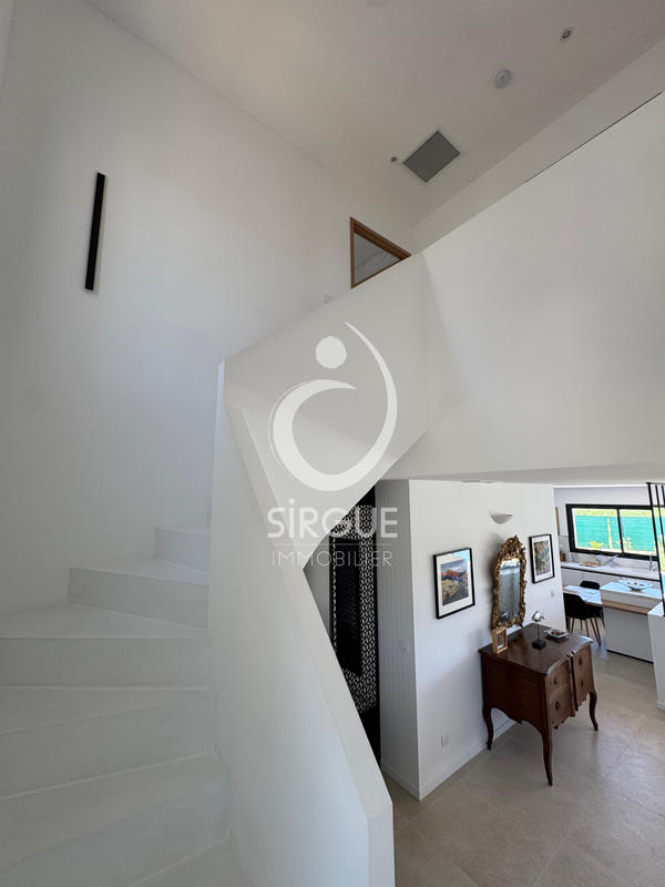 Villa - 167 m² - 5 pièces