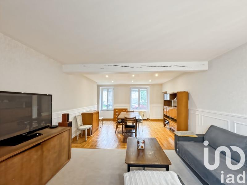 Maison - 186 m² - 7 pièces