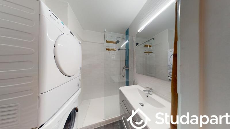 Chambre - 13 m² - 1 pièce