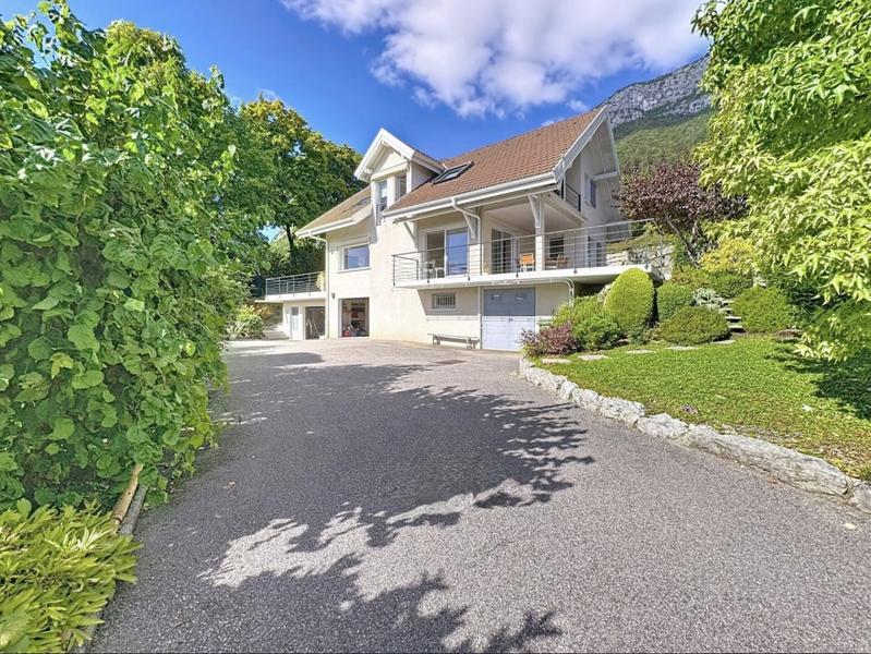 Villa - 140 m² - 5 pièces