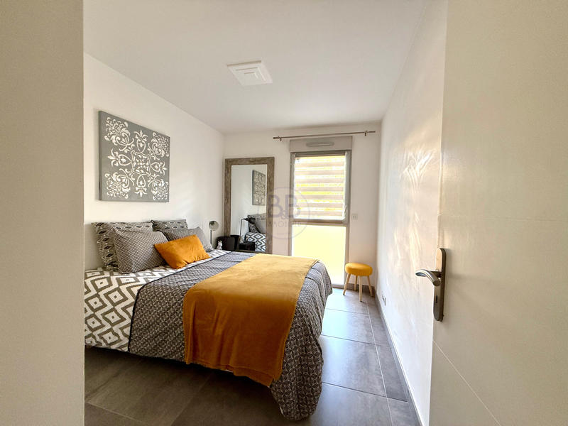 Appartement - 85 m² - 3 pièces