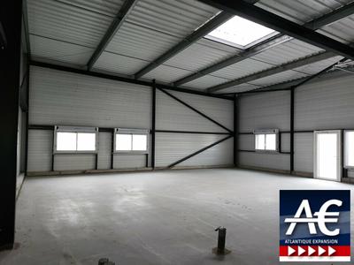 Entrepôt - 145 m²