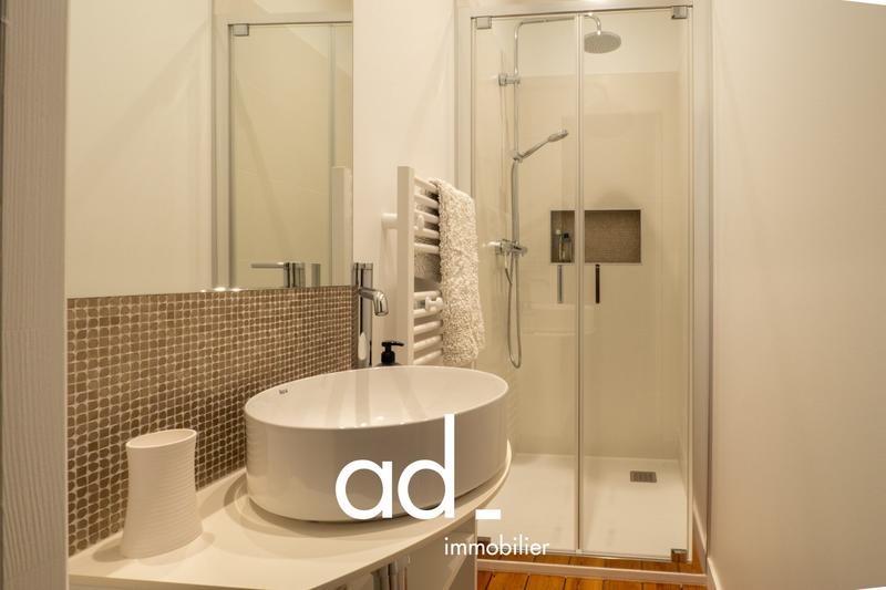 Maison - 170 m² - 6 pièces